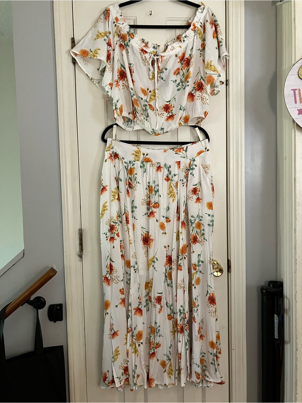 Torrid Size 1 (14-16) Pristine Floral Maxi Wash Gauze Split Skirt and Top Set